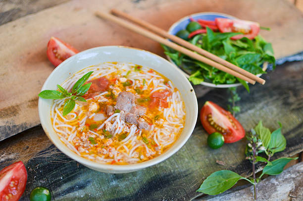 Vietnamese Crab Noodle Soup (Bún Riêu)